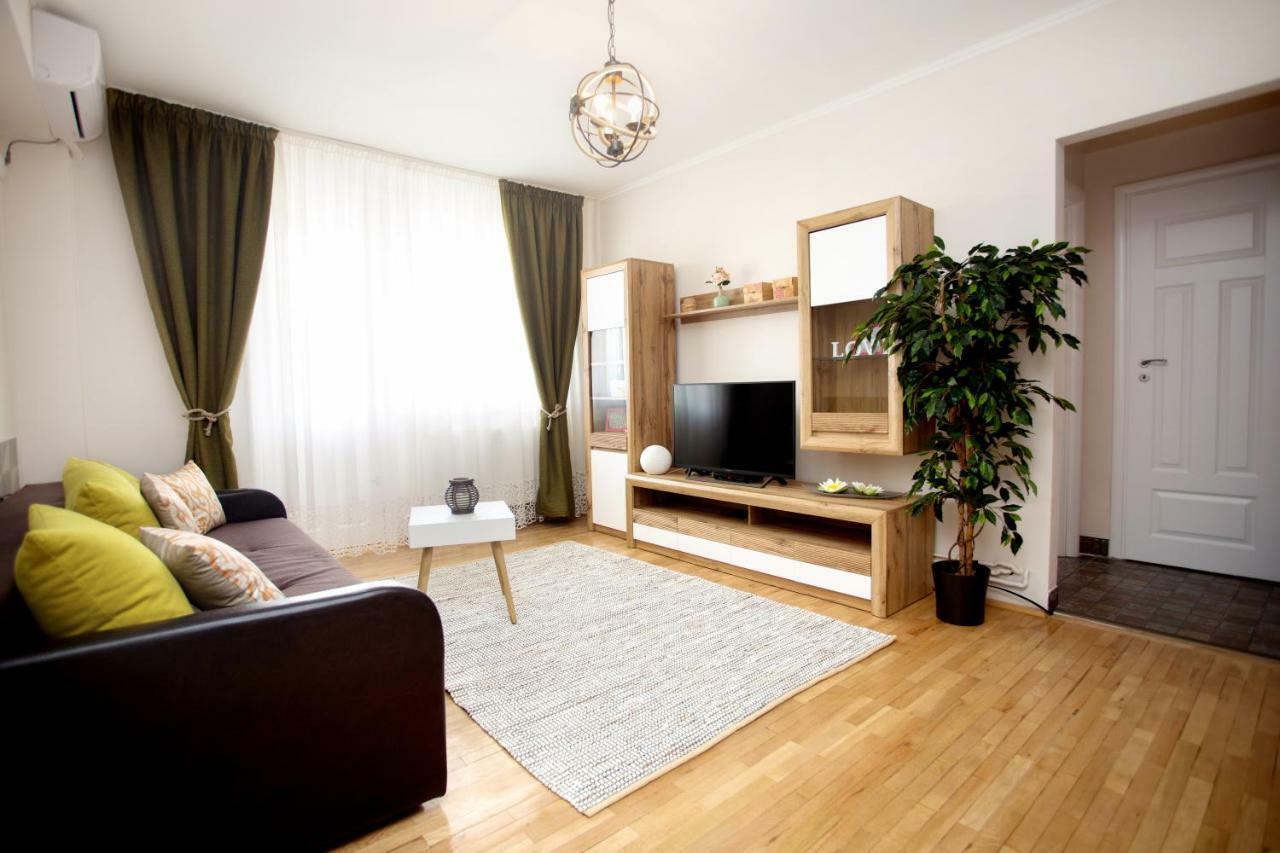 Rox Central Apartments 3 Timisoara Ngoại thất bức ảnh