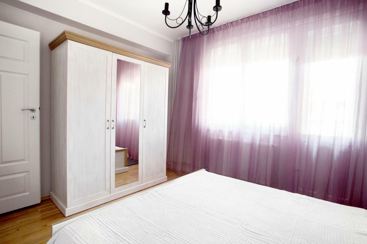 Rox Central Apartments 3 Timisoara Ngoại thất bức ảnh